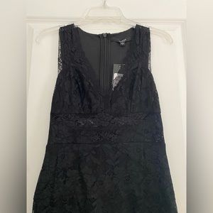 GUESS v neck sleeveless lace black dress